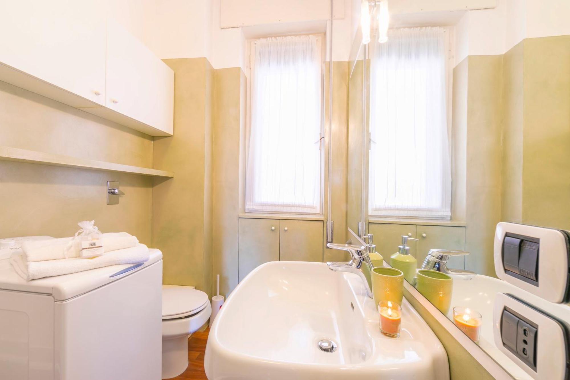 Appartamento Il Golfo Lake View - Happy Rentals Laveno Exteriör bild