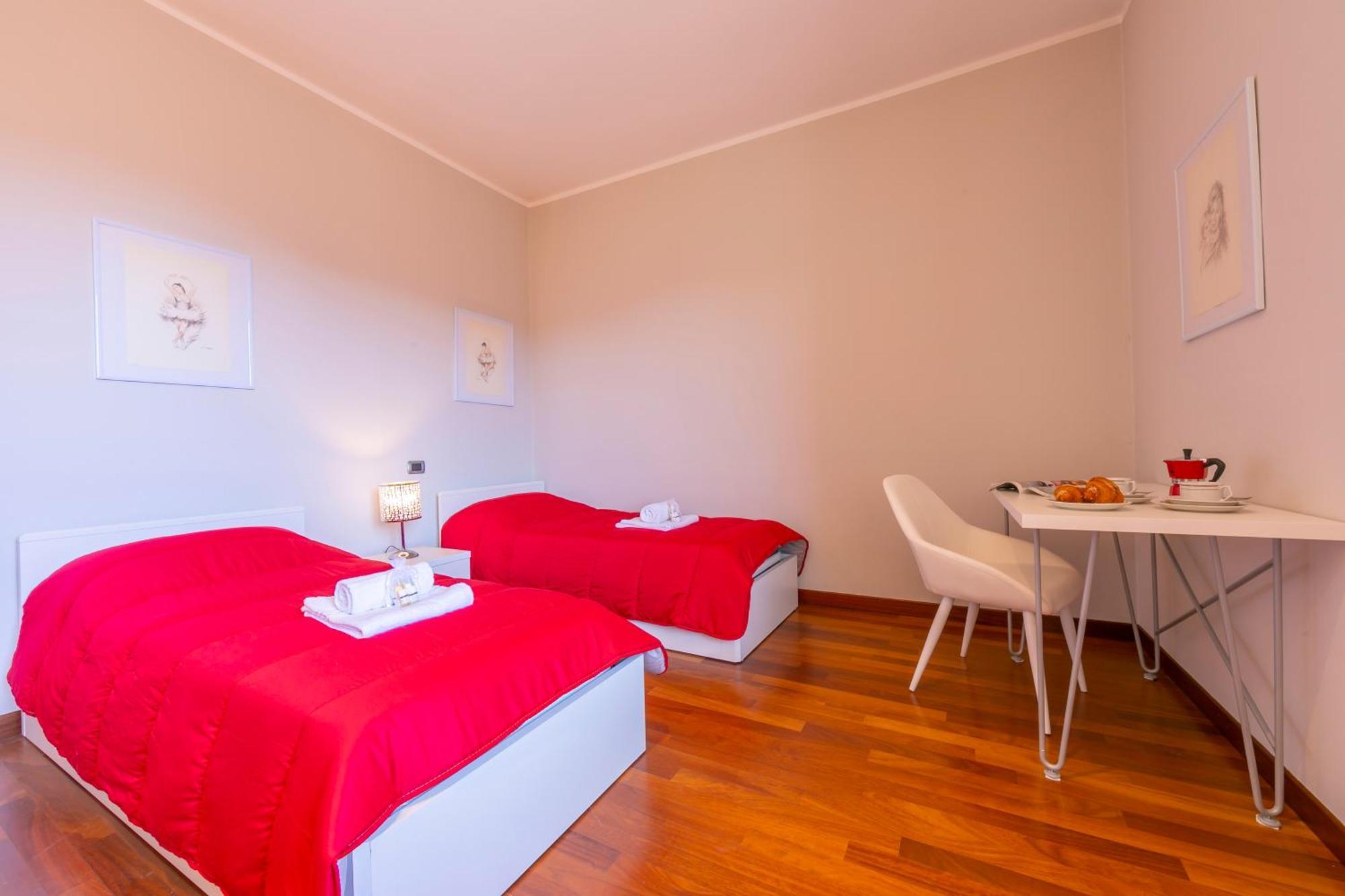 Appartamento Il Golfo Lake View - Happy Rentals Laveno Exteriör bild