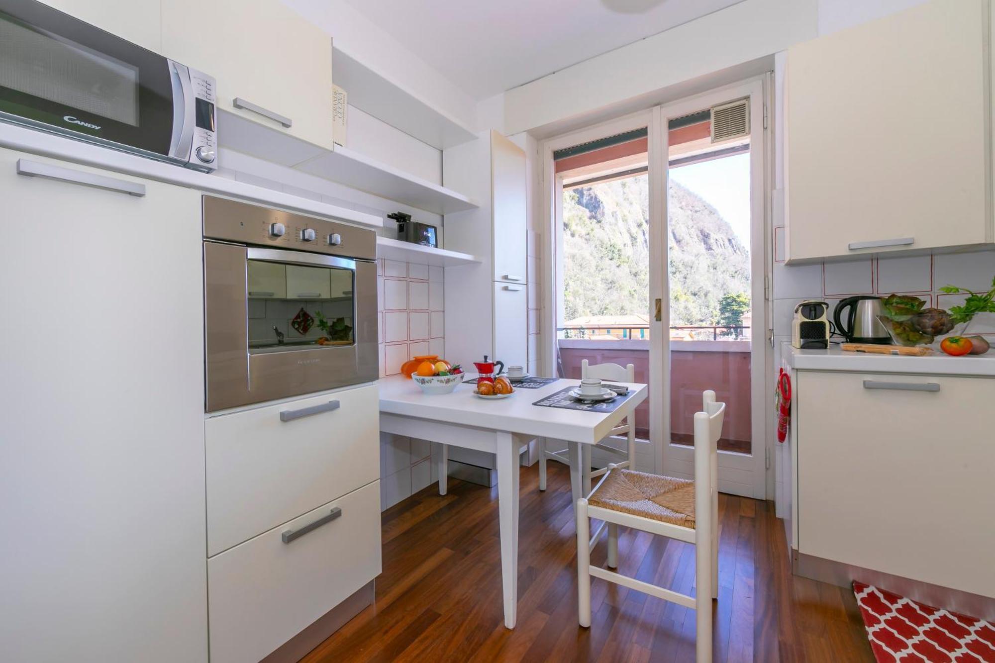 Appartamento Il Golfo Lake View - Happy Rentals Laveno Exteriör bild