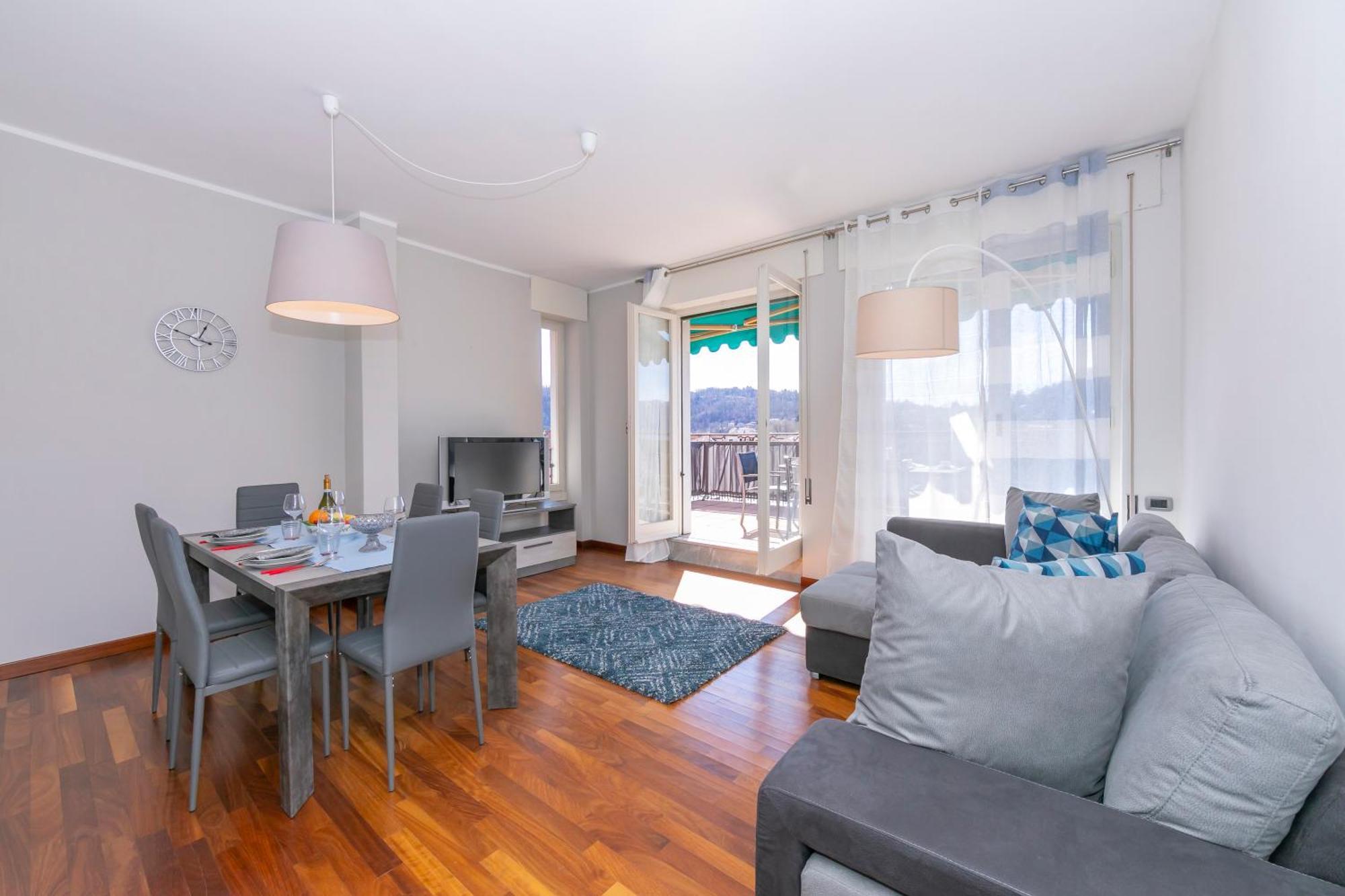 Appartamento Il Golfo Lake View - Happy Rentals Laveno Exteriör bild