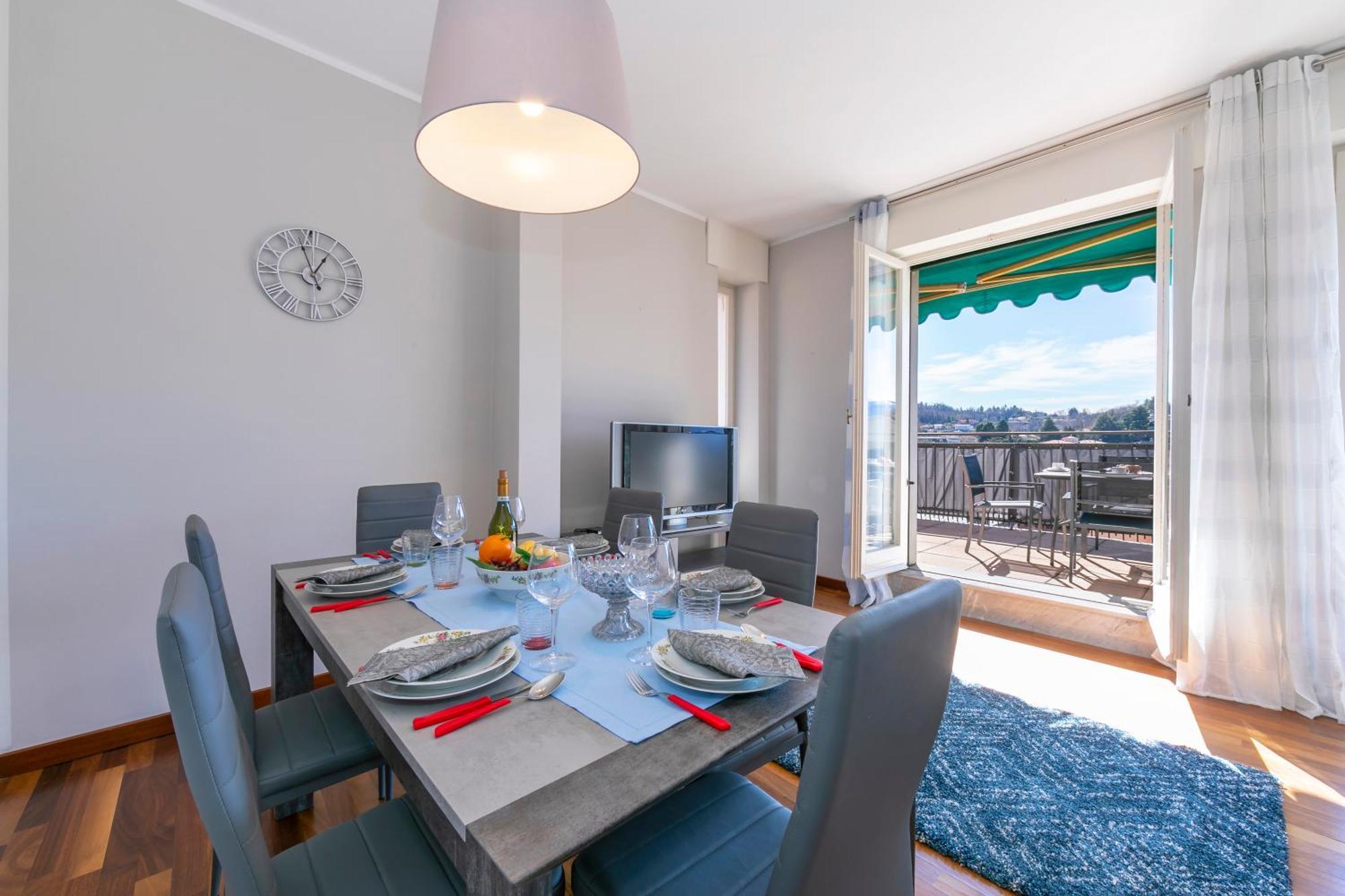 Appartamento Il Golfo Lake View - Happy Rentals Laveno Exteriör bild